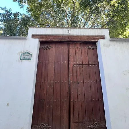 Carmen Del Almencino Homestay *